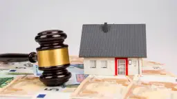 Jak kupić tanio mieszkanie od komornika i uniknąć pułapek finansowych