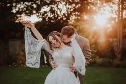 Jaki fotograf na ślub - jak uniknąć najczęstszych błędów przy wyborze