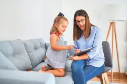 Zajęcia z psychologiem: Jak poprawić emocjonalne wsparcie dla dzieci