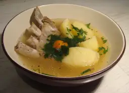 Jakie przyprawy do rosołu z baraniny, aby uzyskać wyjątkowy smak?