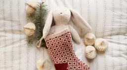 Co kupić niemowlakowi pod choinkę? Najlepsze zabawki edukacyjne