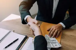 Porównanie pożyczek pozabankowych — jak wybrać najlepszą ofertę?