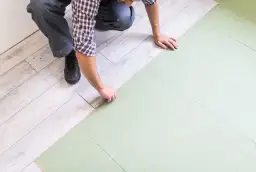 Jaki styropian pod ogrzewanie podłogowe: porównanie i wybór najlepszy