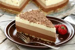 Proste przepisy na ciasta bez pieczenia na Wielkanoc – szybkie i efektowne desery