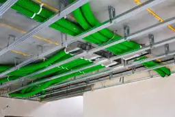 Rekuperacja: Jak systemy wentylacji z odzyskiem ciepła poprawiają komfort i oszczędności w domu