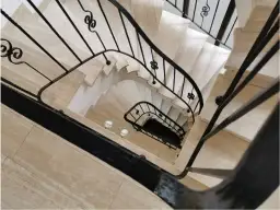 Ile kosztuje balustrada na schody? Ceny, które zaskoczą każdego