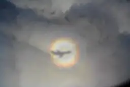 Gloria zjawisko optyczne: fascynujące spotkanie światła z atmosferą