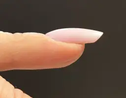 Co to apex paznokcie i jak wpływa na ich trwałość i wygląd?