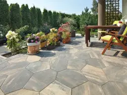 Jaką podłogę na taras wybrać: 5 sprawdzonych materiałów na lata