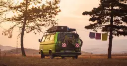 Ile kosztuje życie w kamperze? Odkryj ukryte wydatki i oszczędności