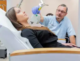 Kiedy efekty laser frakcyjny CO2? Poznaj czas oczekiwania na rezultaty