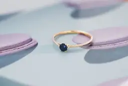 Ile kosztuje powiększenie obrączki złotej? Ceny i wskazówki