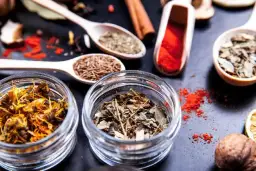 Przyprawy które leczą: poznaj ich niezwykłe właściwości zdrowotne