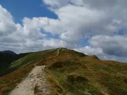 Czy szlak czerwony jest trudny? Odkryj, co musisz wiedzieć przed wędrówką