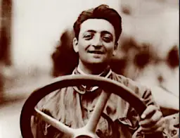 Kim był Ferrari? Poznaj fascynującą historię Enzo i Amadeusza