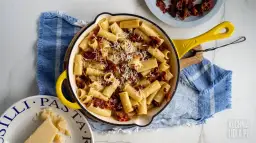 Guanciale Carbonara: Autentyczny włoski przepis krok po kroku