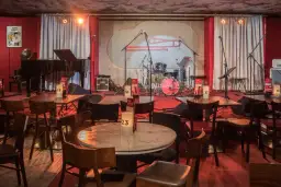 Najlepsze kluby jazzowe we Wrocławiu. Gdzie usłyszysz magiczną muzykę na żywo?