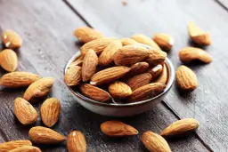Czy migdały są tuczące? Odkryj prawdę o ich wpływie na wagę