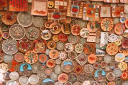 Najpiękniejsze pamiątki z Armenii, które warto przywieźć z podróży