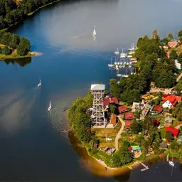 Wdzydze Kiszewskie atrakcje: odkryj najpiękniejsze miejsca i aktywności