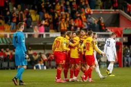 Ile zarabiają piłkarze Jagiellonii? Zaskakujące pensje zawodników