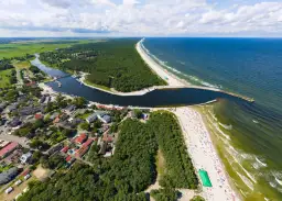 Kajakarstwo morskie: jak bezpiecznie zacząć i gdzie pływać?