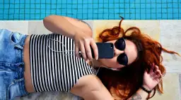 Jak włączyć roaming w Play i uniknąć wysokich kosztów za granicą