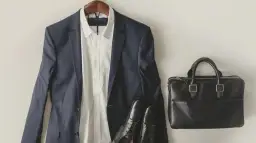 Jak ubrać się na rozmowę kwalifikacyjną? Tajniki sukcesu krok po kroku