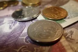 Subwencja oświatowa ile wynosi? Kluczowe informacje dla samorządów