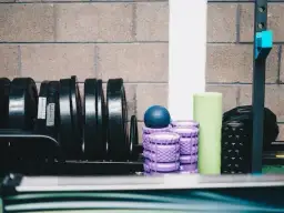 Rolowanie przed czy po rozciąganiu: Która kolejność jest skuteczniejsza?