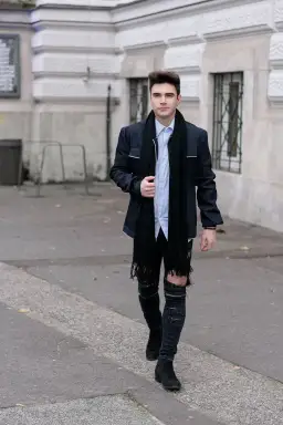 Stylowa metamorfoza na 18. Jak ubrać się, aby zachwycić każdego