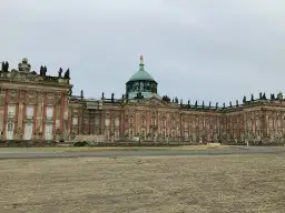 Nowy pałac w Poczdamie: Fascynująca historia i architektura, które musisz znać