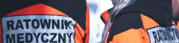 Co robi ratownik medyczny? Poznaj kluczowe obowiązki i umiejętności