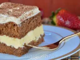 Prosty przepis na ciasto ajerkoniakowe bez błędów – krok po kroku z dekoracją