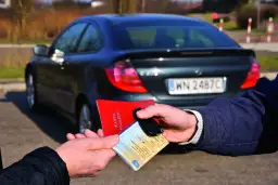 Co zrobić po zakupie auta? Ważne Kroki dla Nowych Właścicieli Samochodu