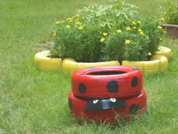 Czym pomalować opony na plac zabaw, aby były trwałe i bezpieczne?