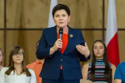 Skąd pochodzi Beata Szydło? Zaskakujące szczegóły o jej życiu