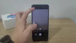 Jak włączyć lampę błyskową w telefonie Redmi - proste kroki, które działają