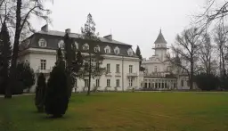 Pałac w Radziejowicach zwiedzanie: Czas i ceny biletów, atrakcje