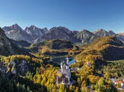 Zamek w Bawarii: Odkryj jego tajemnice i fascynującą historię