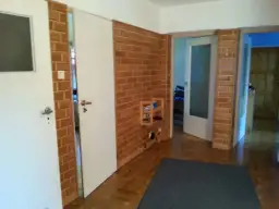 Idealny kolor drzwi do boazerii - praktyczne zasady doboru na 2025