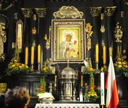 Gdzie dziś obejrzeć mszę świętą online? Sprawdź aktualne transmisje!