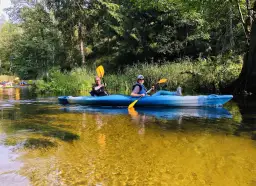 Spływ kajakowy Czarna Hańcza - trasa, wynajem i porady dla początkujących