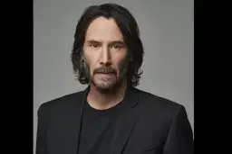 Keanu Reeves: biografia, najważniejsze role i sekrety życia słynnego aktora