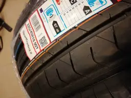 Jakie opony letnie kupić? 8 polecanych marek według opinii kierowców