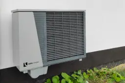 Jaka pompa ciepła powietrzna do domu 150m2? Sprawdź ceny i uniknij błędów!