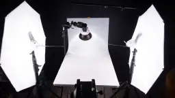 Jaki aparat do zdjęć produktowych - wybierz najlepszy sprzęt dla siebie