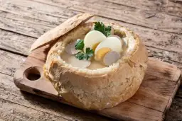 Jakie przyprawy do żurku – odkryj sekrety idealnego smaku zupy