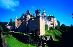 Zamki w Czechach blisko granicy z Polską – co warto zobaczyć i jak zaplanować wycieczkę