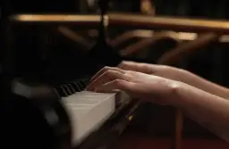 Dlaczego koncerty chopinowskie na żywo poruszają najmocniej?